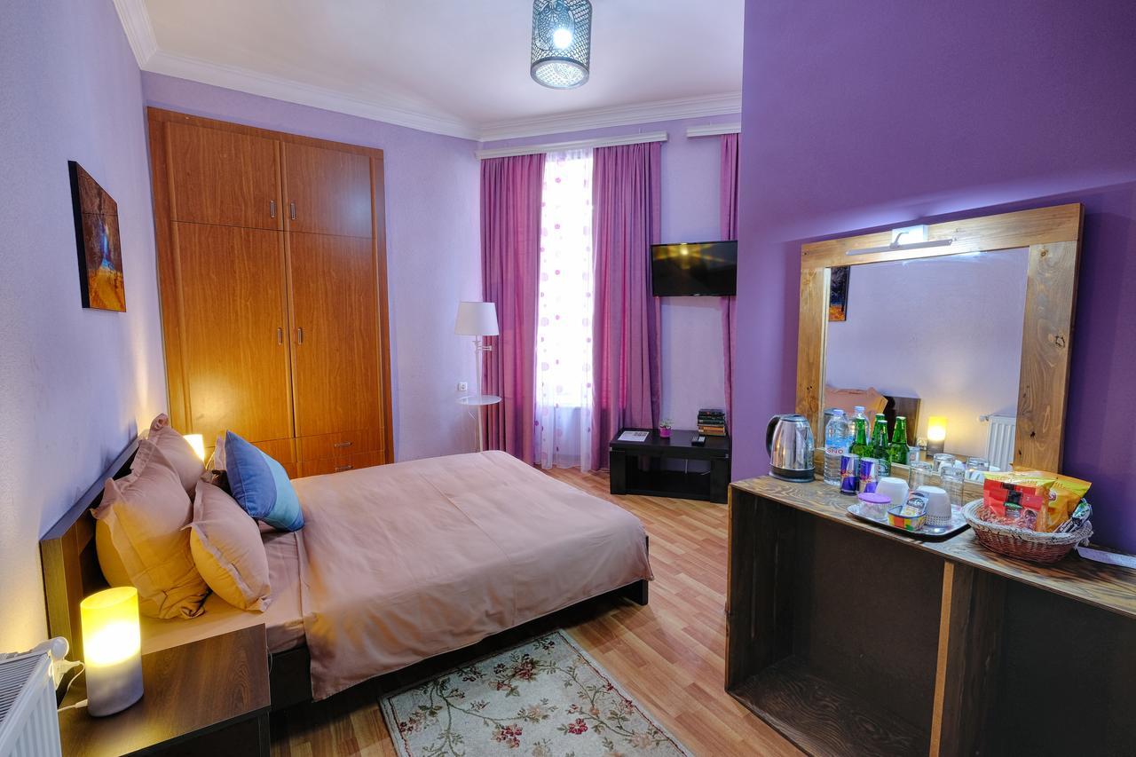 Euphoria Inn Tbilisi ภายนอก รูปภาพ